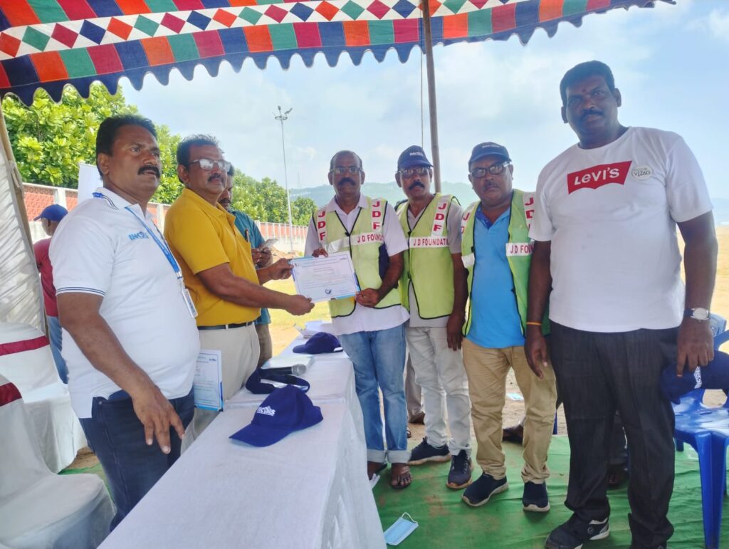 విశాఖపట్నంలో “స్వచ్ఛ సాగర్ – సురక్షిత సాగర్” కార్యక్రమం