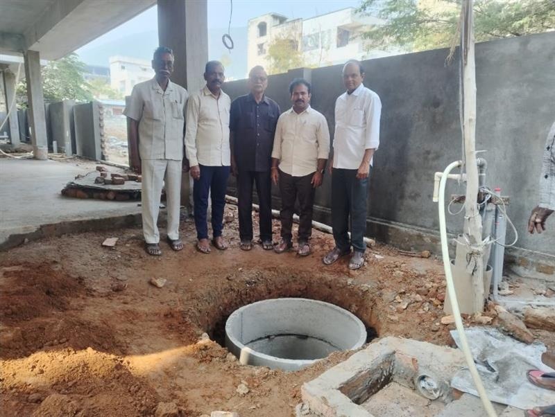 ఇంకుడు గుంతల నిర్మాణం