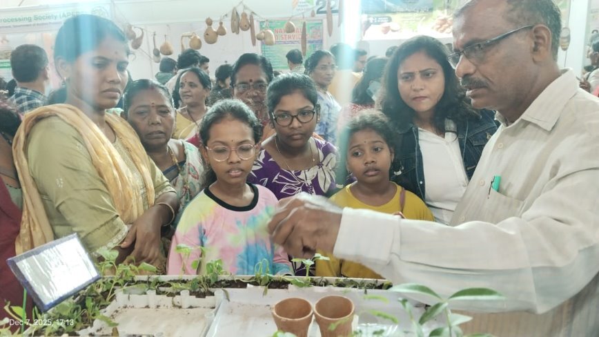 6 వ విశాఖ ఆర్గానిక్ మేళాలో ఆకట్టుకున్న జేడీ ఫౌండేషన్ స్టాల్