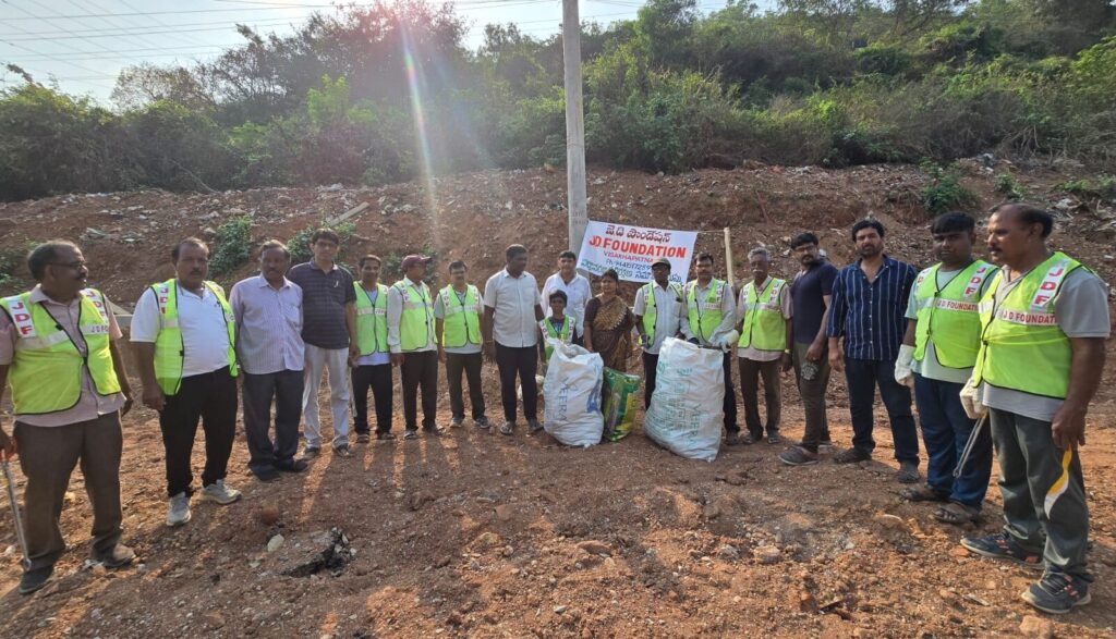 స్వచ్ భారత్ మరియు జలమే జీవం కార్యక్రమం