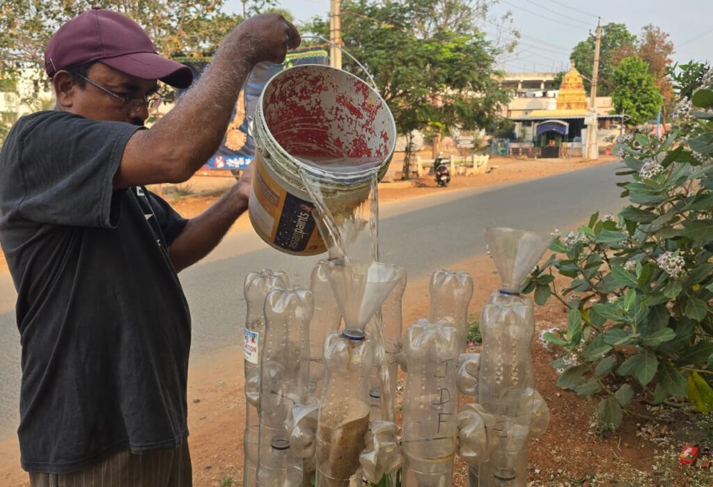 మొక్కలకు నీటి సంరక్షణ ఏర్పాటు