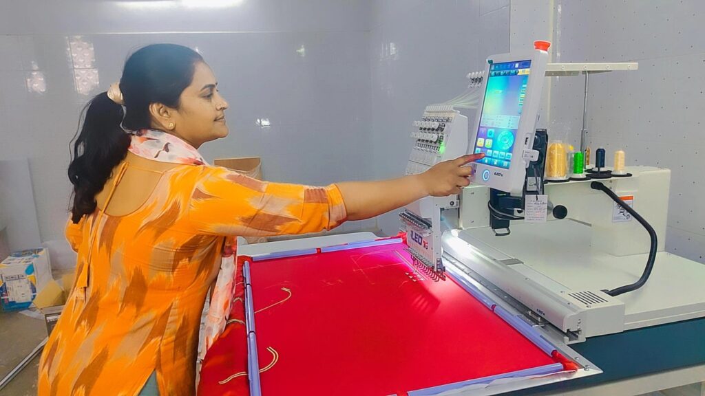 ఔత్సాహిక మహిళకు స్వయం ఉపాధి – విజయగాథ